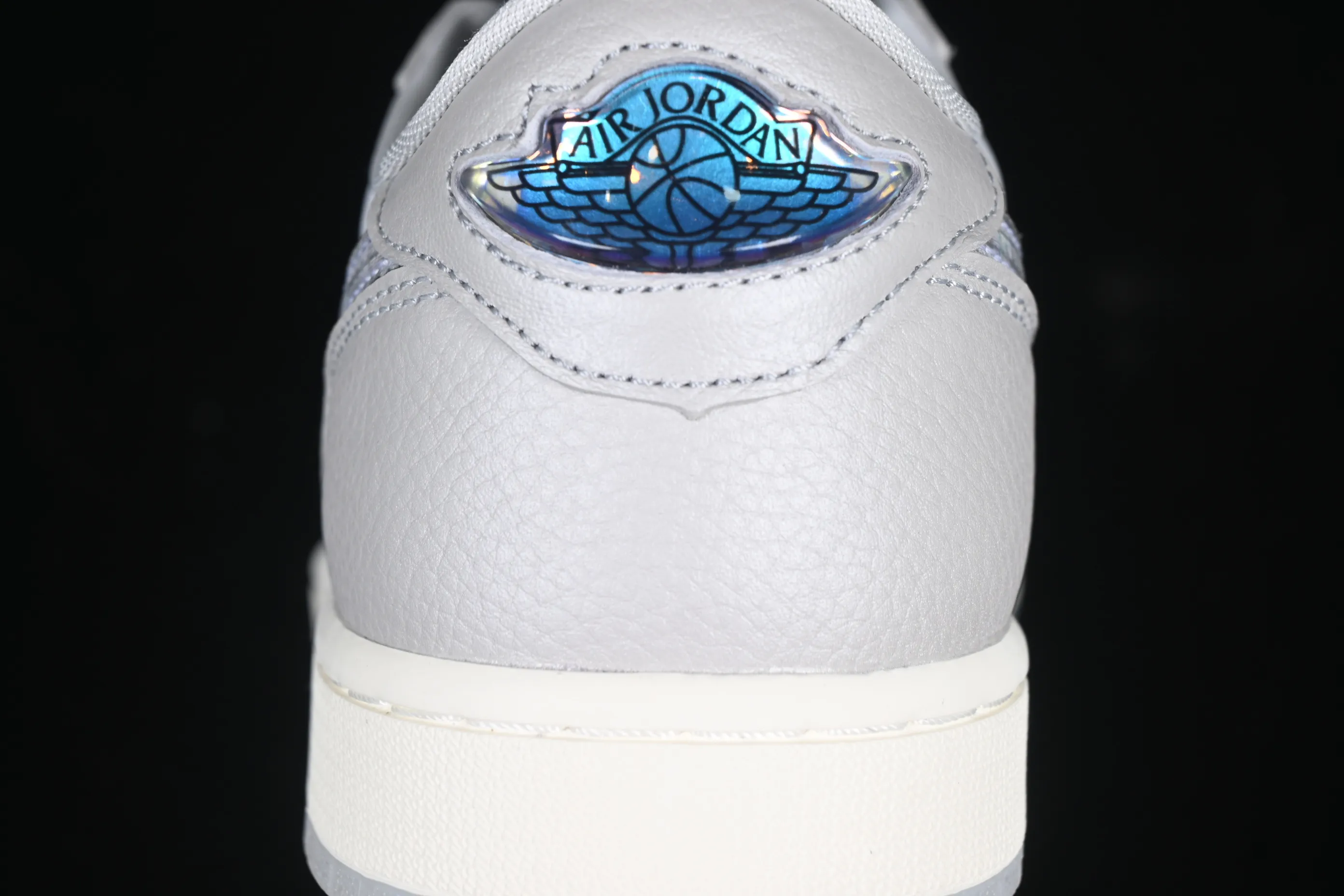 All Categories Air Jordan Jordan Series Basketball Shoes Air Jordan 1 Low Air Jordan 1 Low OG "CNY" AJ1 Joe 1 Year of the Snake Limited Silver Snake Low-top Retro Basketball Shoes HF3144-100